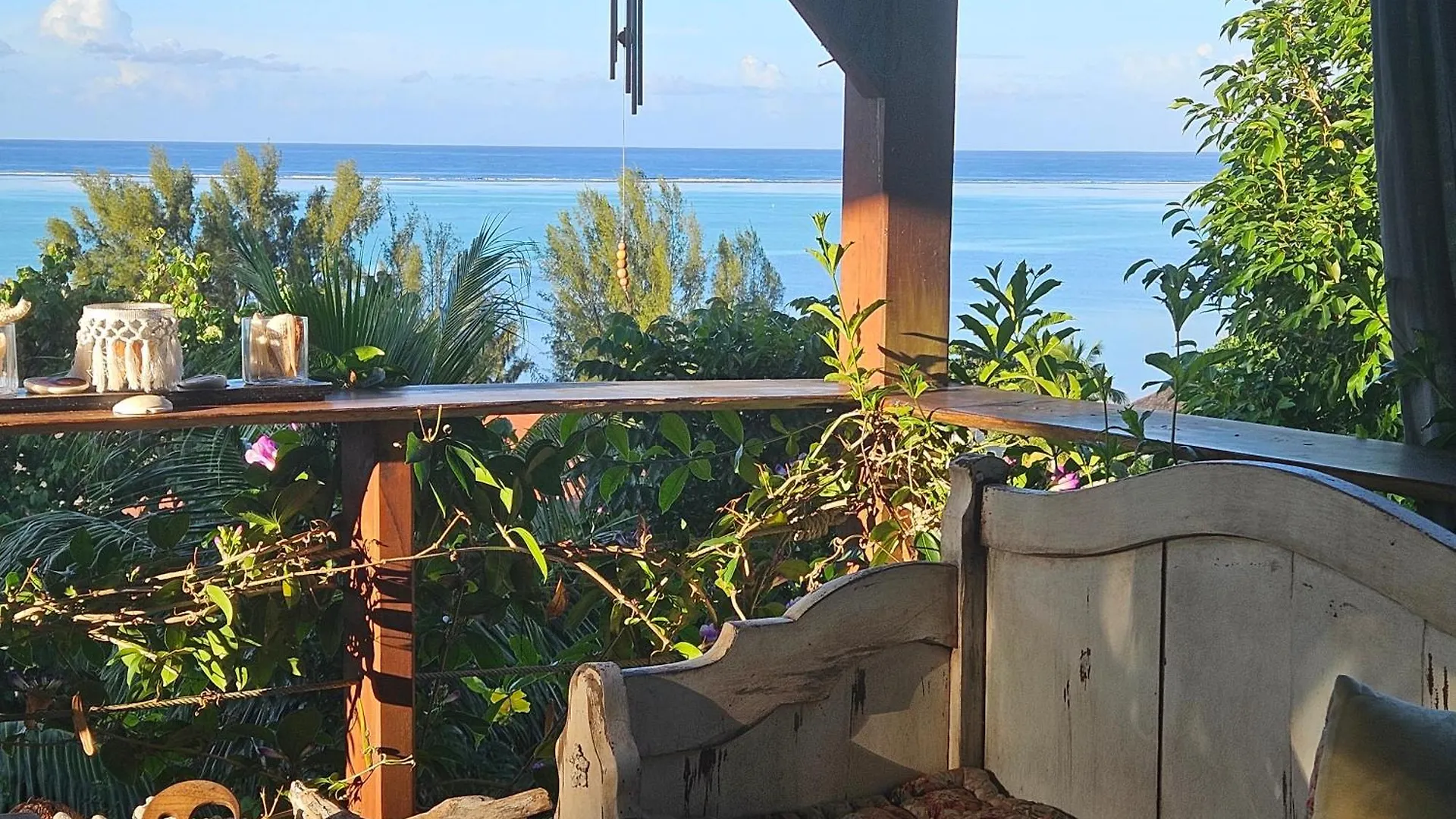 Fare Ananda Bed & Breakfast Moorea French Polynesia